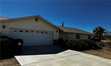 58129 Aurora Drive, Yucca Valley, California 92284, 3 Bedrooms Bedrooms, ,2 BathroomsBathrooms,Residential,Buy,58129 Aurora Drive,JT24171432