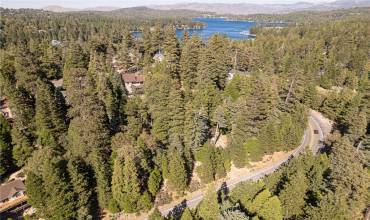 27336 N Bay Road, Lake Arrowhead, California 92352, ,Land,Buy,27336 N Bay Road,RW24171528