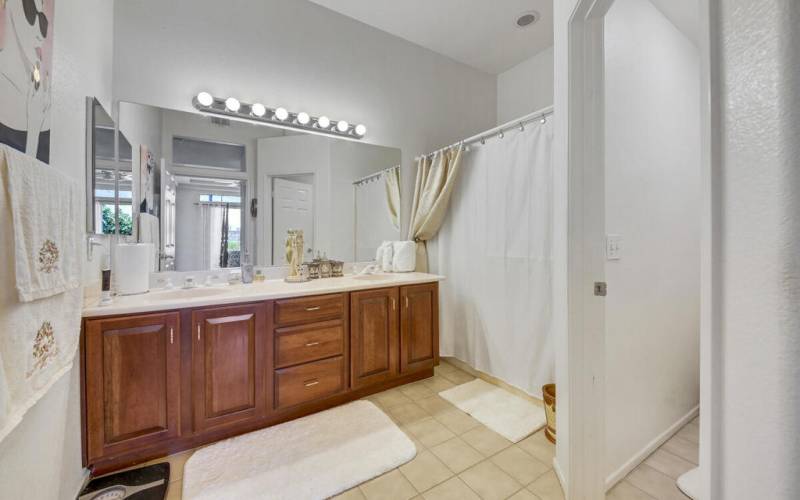 20 MASTER BATH MLS