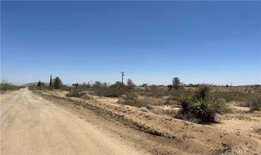 0 Delgada Avenue, Yucca Valley, California 92285, ,Land,Buy,0 Delgada Avenue,IG24171588