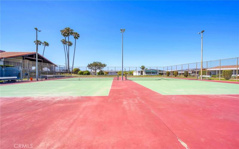 community tennis courts