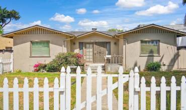 344 Central Avenue, Salinas, California 93901, 2 Bedrooms Bedrooms, ,2 BathroomsBathrooms,Residential,Buy,344 Central Avenue,ML81977316