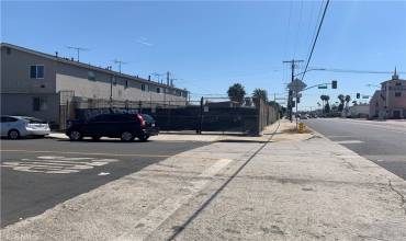 9200 S Normandie Avenue, Los Angeles, California 90044, ,Commercial Sale,Buy,9200 S Normandie Avenue,DW24171914