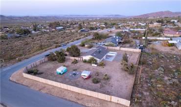 60325 Alta Mura Drive, Joshua Tree, California 92252, 3 Bedrooms Bedrooms, ,1 BathroomBathrooms,Residential Lease,Rent,60325 Alta Mura Drive,DW24171939