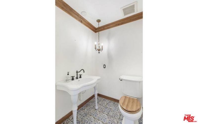 Powder room