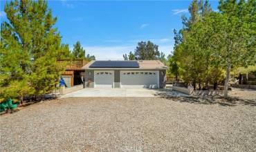 18320 Horseshoe Trail, Helendale, California 92342, 3 Bedrooms Bedrooms, ,2 BathroomsBathrooms,Residential,Buy,18320 Horseshoe Trail,CV24172111