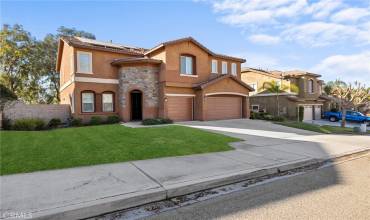 Lovely Curb Appeal at 29163 Lakeview Ln.