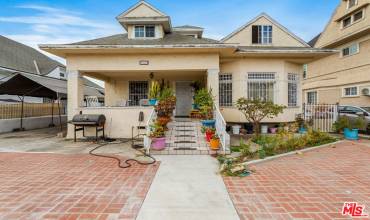 946 E 21st Street, Los Angeles, California 90011, 2 Bedrooms Bedrooms, ,2 BathroomsBathrooms,Residential,Buy,946 E 21st Street,24429929