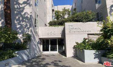 850 S Shenandoah Street 103, Los Angeles, California 90035, 2 Bedrooms Bedrooms, ,1 BathroomBathrooms,Residential Lease,Rent,850 S Shenandoah Street 103,24429627