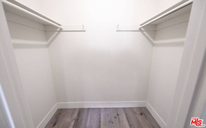 Walk-in closet