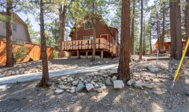 320 Hilltop Lane, Big Bear City, California 92314, 2 Bedrooms Bedrooms, ,2 BathroomsBathrooms,Residential,Buy,320 Hilltop Lane,EV24171696