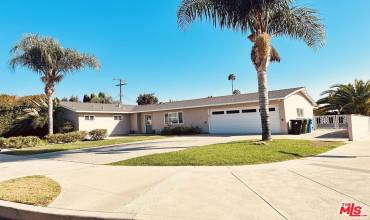 16462 Rayen Street, North Hills, California 91343, 3 Bedrooms Bedrooms, ,2 BathroomsBathrooms,Residential,Buy,16462 Rayen Street,24426963