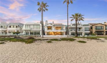 2148 E Oceanfront, Newport Beach, California 92661, 5 Bedrooms Bedrooms, ,4 BathroomsBathrooms,Residential Lease,Rent,2148 E Oceanfront,NP24172805