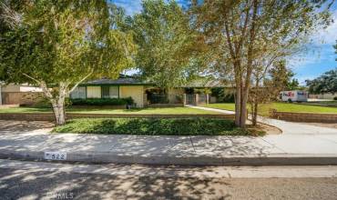 522 E Avenue J1, Lancaster, California 93535, 3 Bedrooms Bedrooms, ,2 BathroomsBathrooms,Residential,Buy,522 E Avenue J1,SR24172949