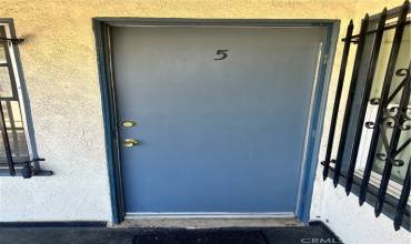 18127 Roscoe Boulevard 5, Northridge, California 91325, 1 Bedroom Bedrooms, ,1 BathroomBathrooms,Residential Lease,Rent,18127 Roscoe Boulevard 5,SR24167811