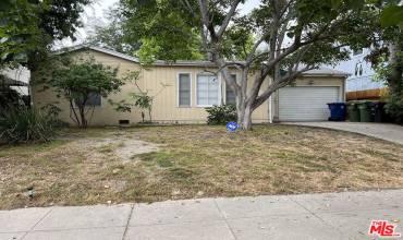 10818 Hartsook Street, North Hollywood, California 91601, 2 Bedrooms Bedrooms, ,1 BathroomBathrooms,Residential Lease,Rent,10818 Hartsook Street,24429805