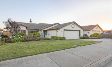 136 Aaron Way, Marina, California 93933, 4 Bedrooms Bedrooms, ,2 BathroomsBathrooms,Residential,Buy,136 Aaron Way,ML81977534