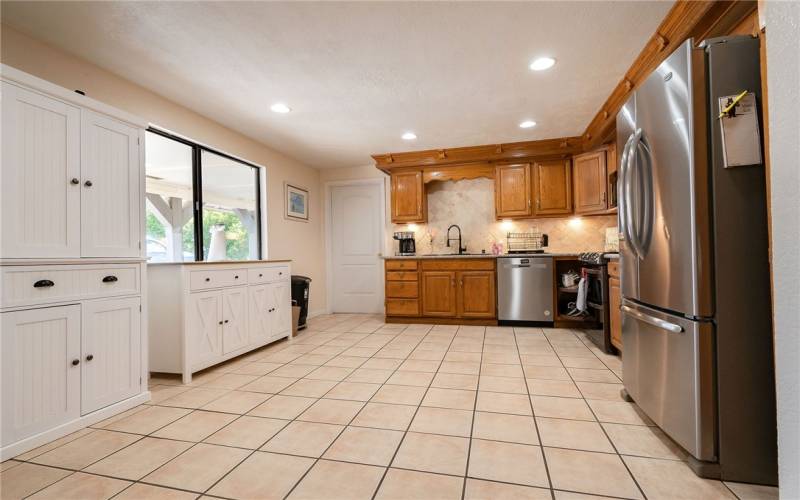 Kitchen so spacious