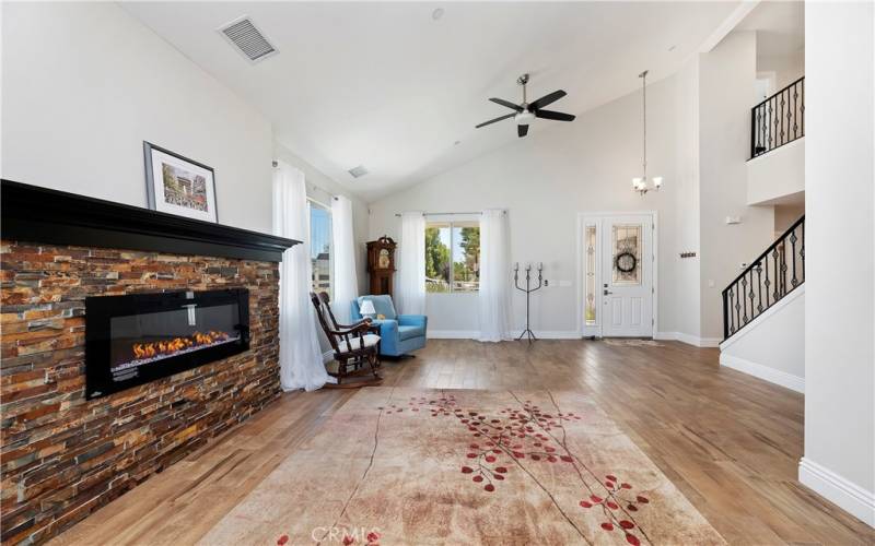 Open Living Room w/Vaulted Ceiling