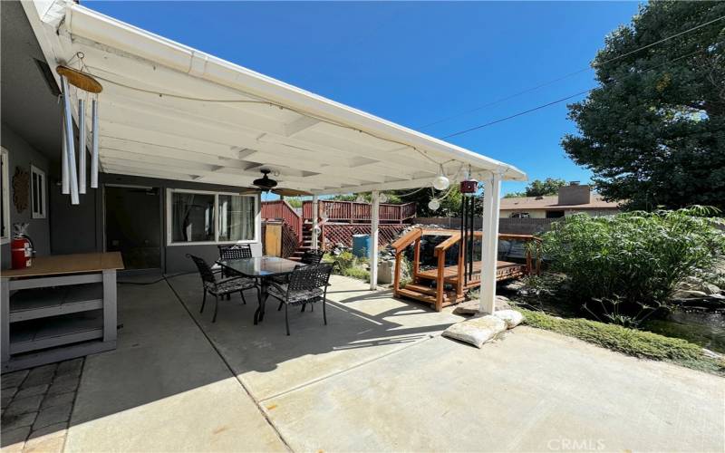 Coverd Back Patio With Ceiling Fan