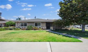 200 Ladera Vista, Fullerton, California 92831, 3 Bedrooms Bedrooms, ,1 BathroomBathrooms,Residential,Buy,200 Ladera Vista,PW24170880