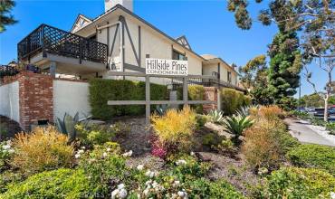 2599 Walnut Avenue 137, Signal Hill, California 90755, 2 Bedrooms Bedrooms, ,1 BathroomBathrooms,Residential,Buy,2599 Walnut Avenue 137,SB24172696