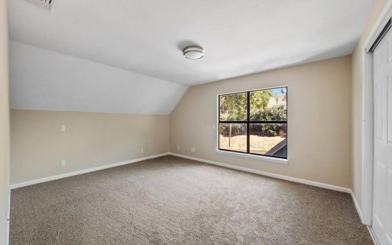 Primary Bedroom With OUT Virtual Staging