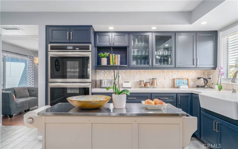 Beautifully remodeled kitchen