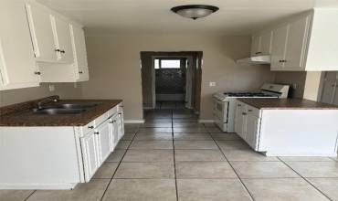 650 N Third Avenue, Upland, California 91786, 1 Bedroom Bedrooms, ,1 BathroomBathrooms,Residential Lease,Rent,650 N Third Avenue,CV24173758