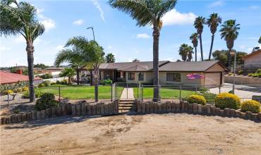 18725 Boulder Avenue, Riverside, California 92508, 3 Bedrooms Bedrooms, ,2 BathroomsBathrooms,Residential,Buy,18725 Boulder Avenue,IV24173164