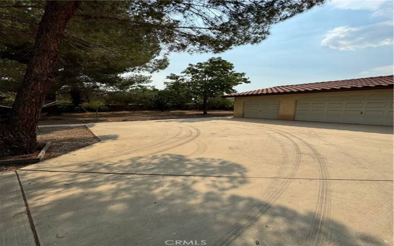 Driveway leading to rear garage