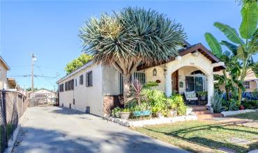 8630 Ivy Street, Los Angeles, California 90002, 3 Bedrooms Bedrooms, ,1 BathroomBathrooms,Residential,Buy,8630 Ivy Street,CV24174046