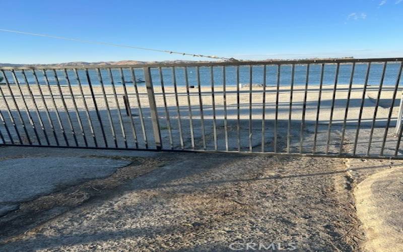 Private Beach - Boat Launch Access