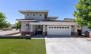 Welcome to 920 Riata Court, Paso Robles