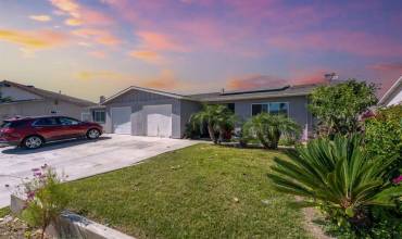 290 Avenida Descanso, Oceanside, California 92057, 4 Bedrooms Bedrooms, ,2 BathroomsBathrooms,Residential,Buy,290 Avenida Descanso,240019874SD