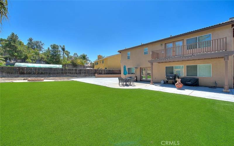 Newly installed Artificial Grass - Play area and Great for BBQ Entertainment