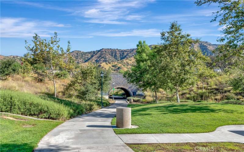 Arroyo Trail Walking Path w/ mountain views