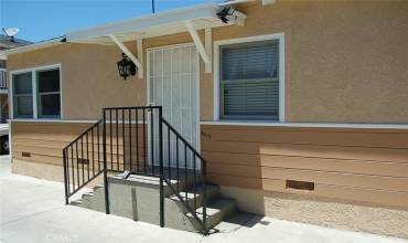 665 N Towne Avenue 665, Pomona, California 91767, 2 Bedrooms Bedrooms, ,1 BathroomBathrooms,Residential Lease,Rent,665 N Towne Avenue 665,TR24172895