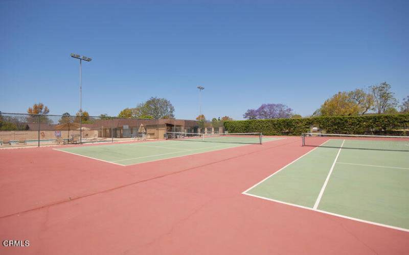 687 Tennis courts