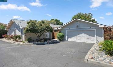 5511 Pamplona Ct, Concord, California 94521, 3 Bedrooms Bedrooms, ,2 BathroomsBathrooms,Residential,Buy,5511 Pamplona Ct,41070683