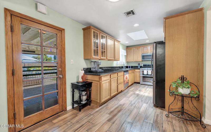 4220 Deborah St - Kitchen (3)