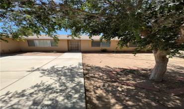 9010 10th Avenue, Hesperia, California 92345, 3 Bedrooms Bedrooms, ,2 BathroomsBathrooms,Residential,Buy,9010 10th Avenue,DW24174589