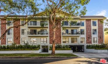 610 N Orlando Avenue 306, West Hollywood, California 90048, 2 Bedrooms Bedrooms, ,2 BathroomsBathrooms,Residential Lease,Rent,610 N Orlando Avenue 306,24431171