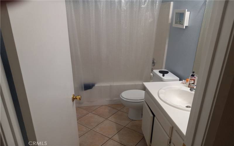 2nd bathroom