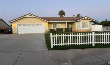 1911 N Idyllwild Avenue, Rialto, California 92376, 3 Bedrooms Bedrooms, ,2 BathroomsBathrooms,Residential,Buy,1911 N Idyllwild Avenue,CV24173885