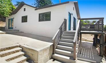 1136 Geraghty Avenue, Los Angeles, California 90063, 3 Bedrooms Bedrooms, ,2 BathroomsBathrooms,Residential,Buy,1136 Geraghty Avenue,RS24175401