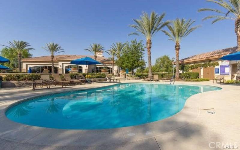 Solera Diamond Valley Community Clubhouse exterior pool.