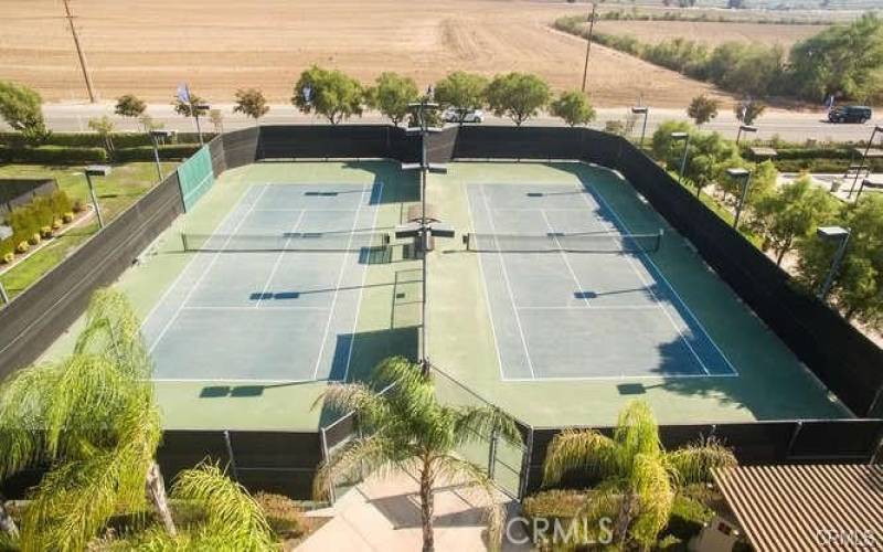 Aerial view of Solera Diamond Valley Community Clubhouse exterior tennis courts.