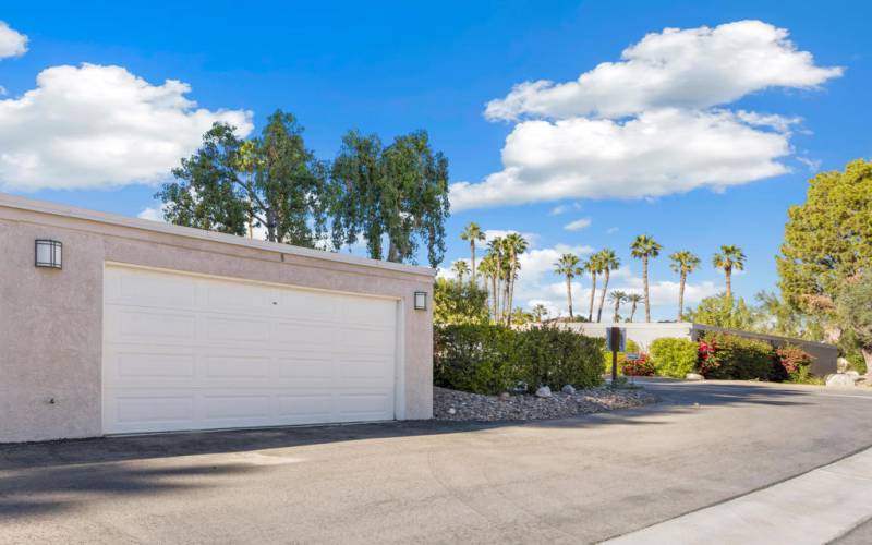 DOuble Garage