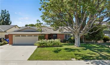 23631 Via Clasico, Valencia, California 91355, 4 Bedrooms Bedrooms, ,2 BathroomsBathrooms,Residential,Buy,23631 Via Clasico,SR24174407